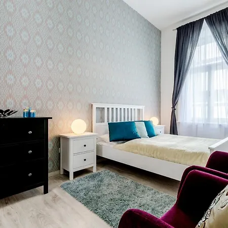 Luxury Paulay Street Apartment Budapest Exterior photo