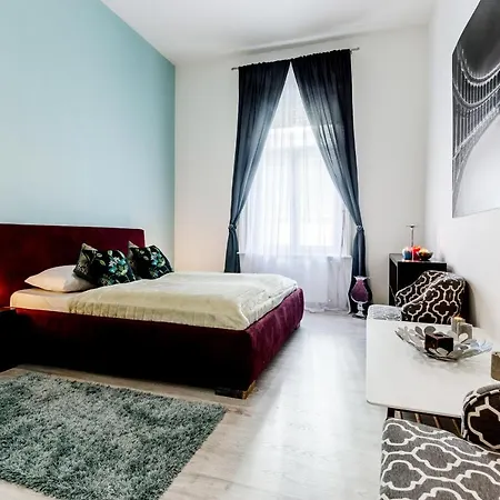 Luxury Paulay Street Apartment Budapest Exterior photo