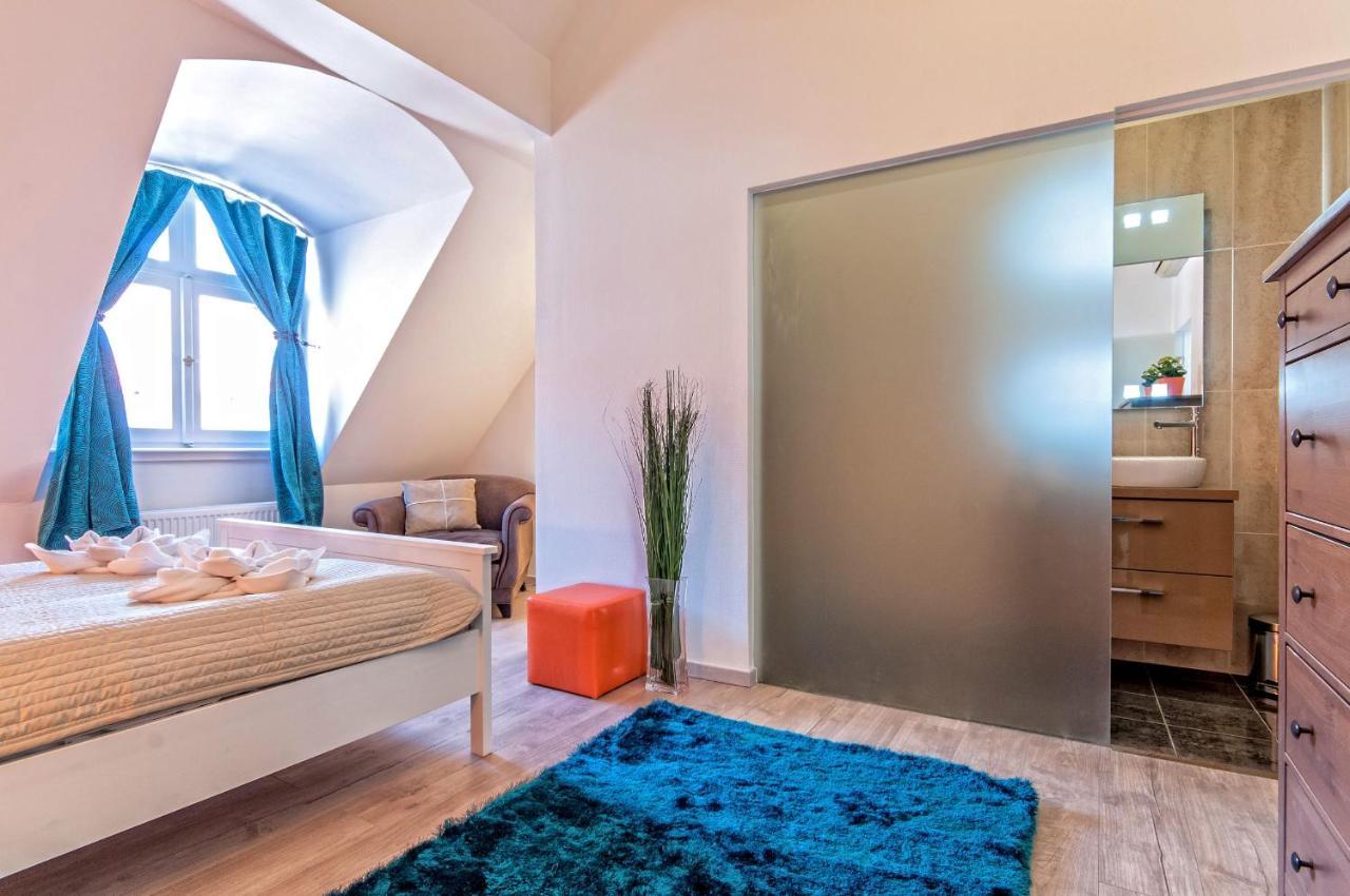 Luxury Paulay Street Apartament